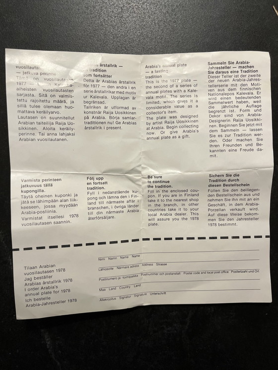 Image 1 of Arabia Finland Jaarbord / Annual Plate 1977 In Originele - Maar Ietwat Beschadigde - Doos. Ontwerp / Design: Raija Uosikkinen