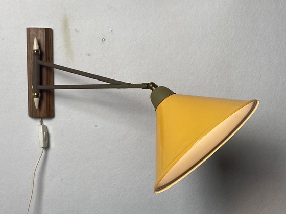 Image 1 of Zwenkarm Wandlamp