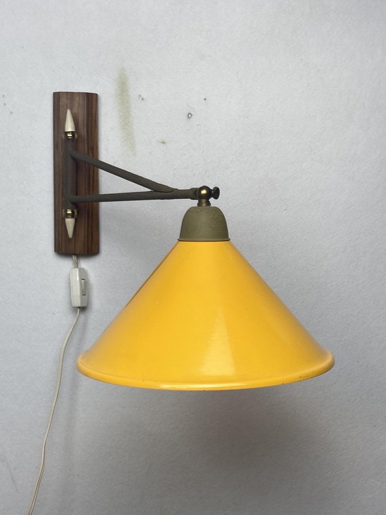 Image 1 of Zwenkarm Wandlamp