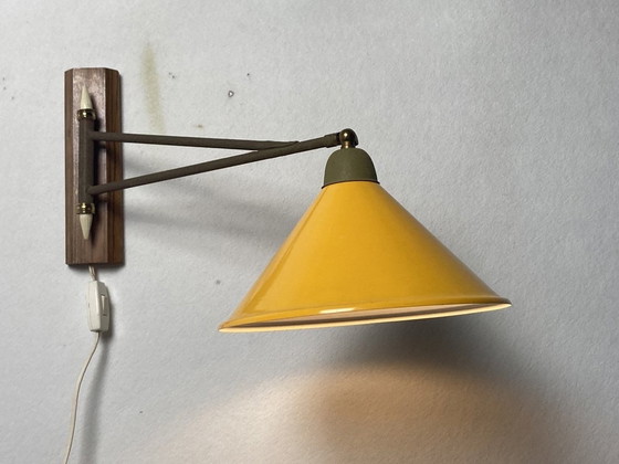 Image 1 of Zwenkarm Wandlamp