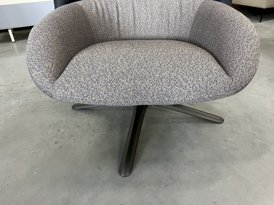 Image 1 of Leolux Hilco Fauteuil Blauw Leer Stof Draai Stoel