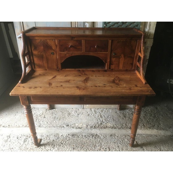 Image 1 of Vintage grenen bureau met meerdere niveaus