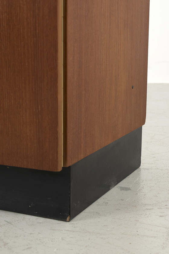 Image 1 of Dieter Waeckerlin kastje