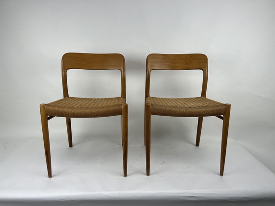 Image 1 of 6x Niels Otto Moller Stoelen