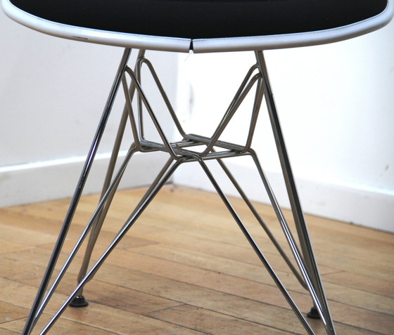 Image 1 of Suite van 4 stoelen, Charles & Ray Eames