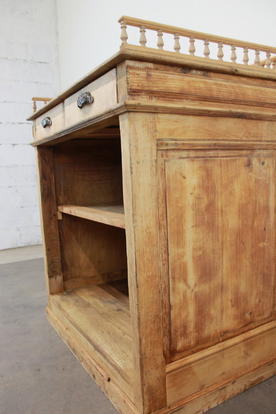 Image 1 of Fir Tree Handelsbalie