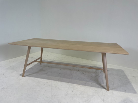 Image 1 of SP01 by Metrica Holland eettafel