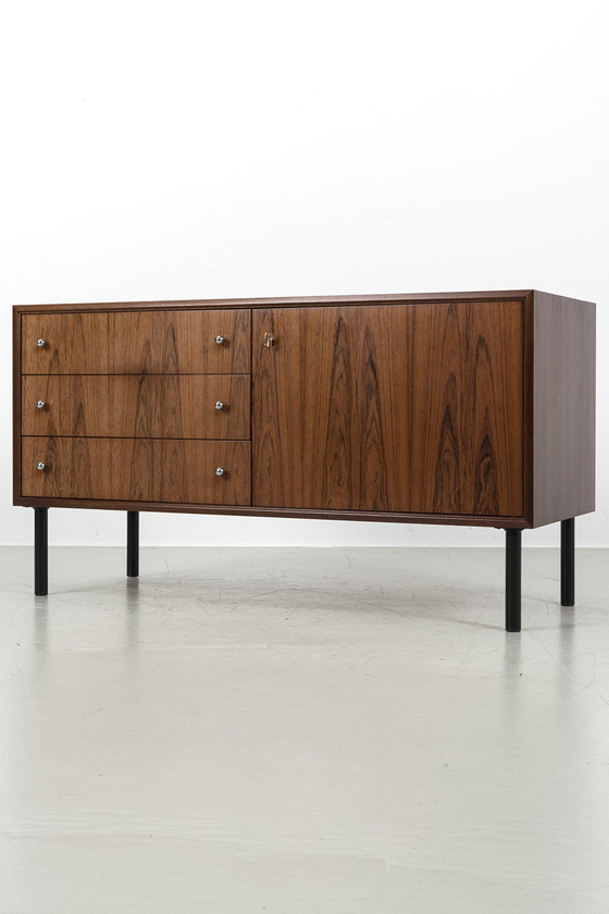 Image 1 of Vintage dressoir