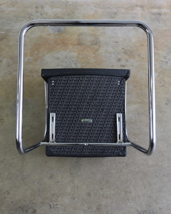 Image 1 of 8X Artifort Leren Slede Stoelen Door Wolfgang Mezger