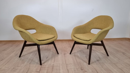 2x Miroslav Navratil Shell Fauteuils