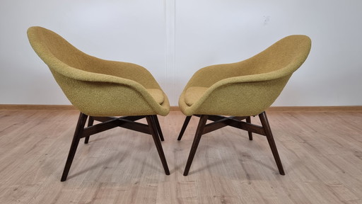 2x Miroslav Navratil Shell Fauteuils