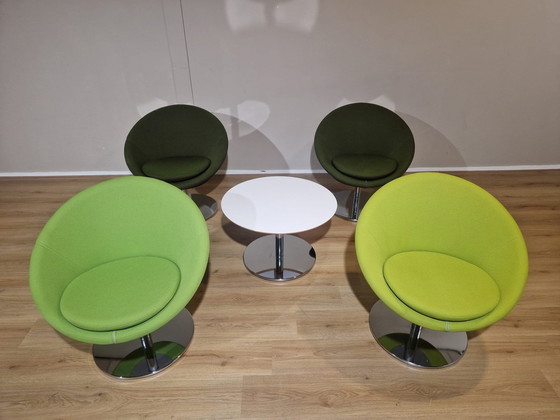 Image 1 of 4X Allermuir Conic Stoelen - Tafel - Design - Groen - Wit