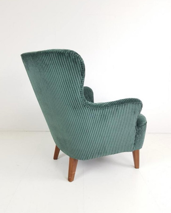 Image 1 of Artifort fauteuil groen | zeegroene ribstof Theo Ruth zetel