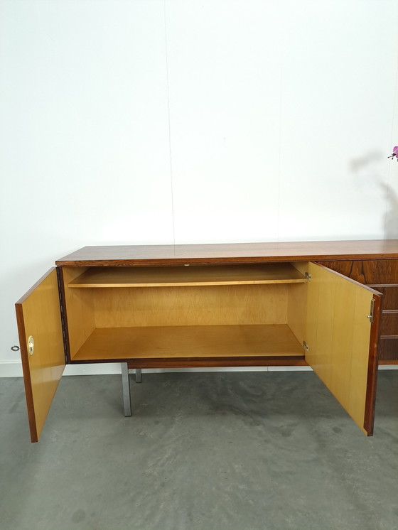 Image 1 of Dressoir Rio Palissander Fineer Met Chromen Poten En Lades