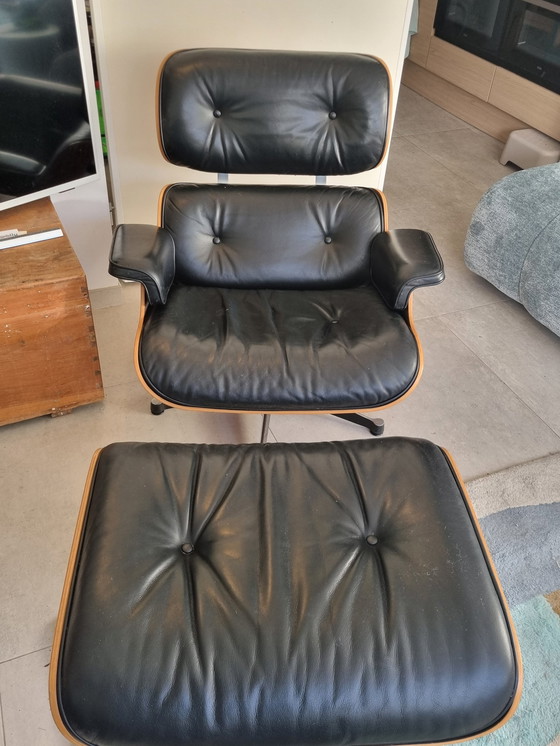 Image 1 of Vitra Eames Lounge Chair Met Ottoman Zwart Leer