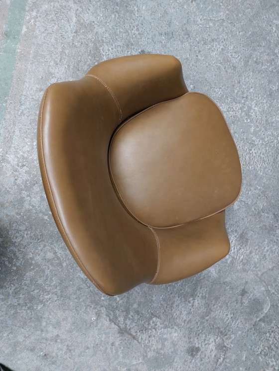 Image 1 of Vintage mid-century swivel design armchair