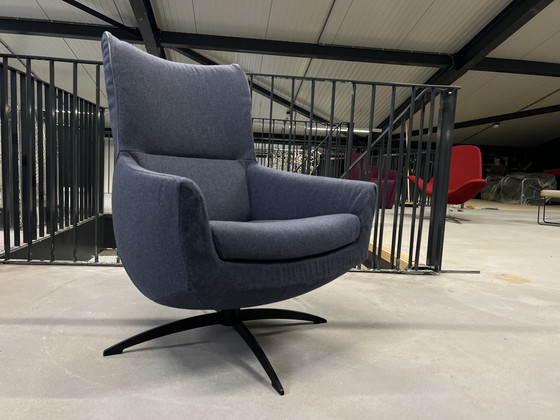 Image 1 of Jori Griffon draai fauteuil blauw stof