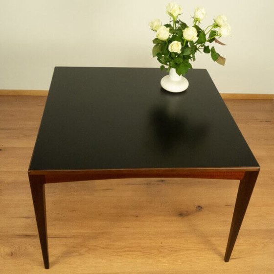 Image 1 of Salontafel, jaren 1960: Mahonie frame met zwart gelakt tafelblad