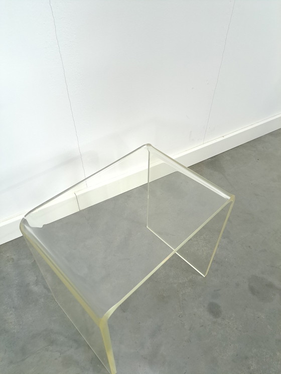 Image 1 of Kunststof Hoge Gebogen Plexiglas Tafel