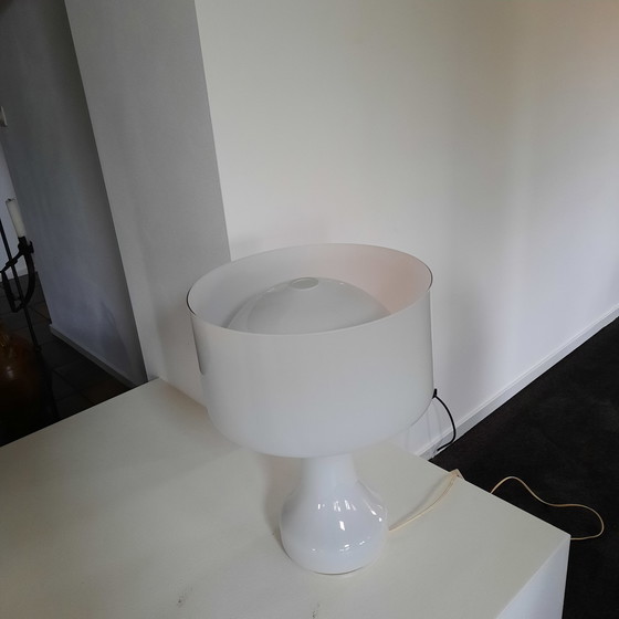 Image 1 of Vintage tafellamp opaalglas.