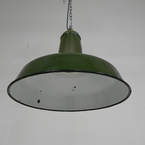 Image 1 of Vintage hanglamp met geëmailleerde stalen kap