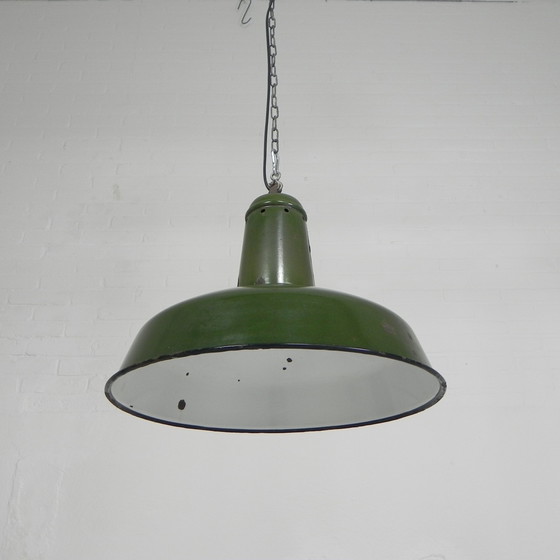 Image 1 of Vintage hanglamp met geëmailleerde stalen kap