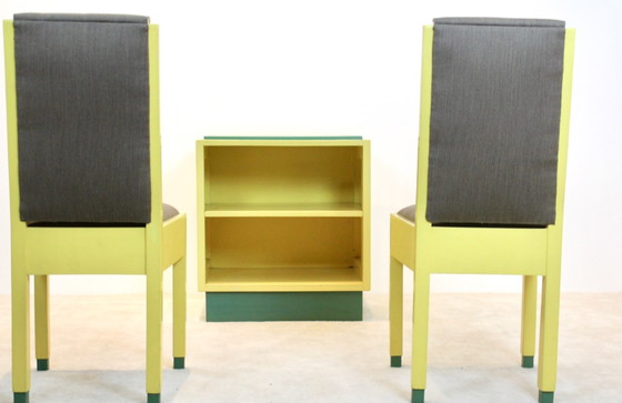 Image 1 of Modernisme stoelen en kabinet van Jan den Drijver voor 'De Stijl