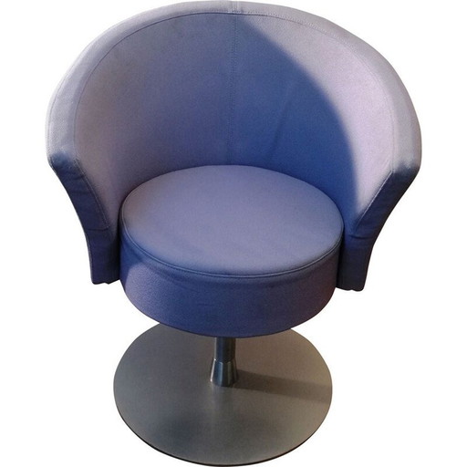 Vintage tulp fauteuil in hemelsblauwe stof
