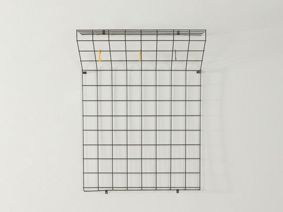 Image 1 of metalen rooster kledingkast wandmontage