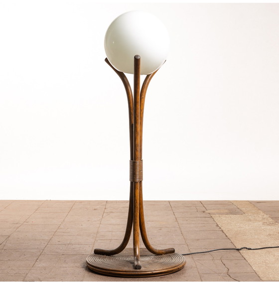 Image 1 of Vintage bamboe vloerlamp uit de jaren 70 met glazen bol