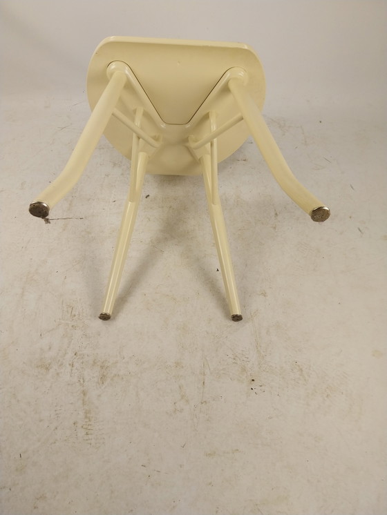 Image 1 of 3 x Linteloo tulipani eetkamerstoelen in off White in zeer goede originele conditie. 