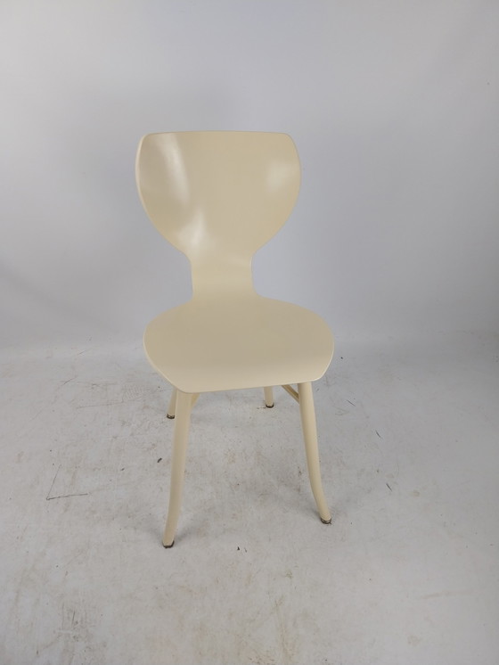 Image 1 of 3 x Linteloo tulipani eetkamerstoelen in off White in zeer goede originele conditie. 