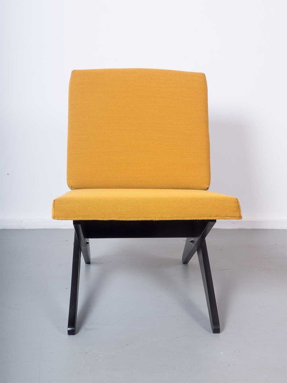 Image 1 of Nieuw Gestoffeerde Scissor Stoel FB18 – Jan van Grunsven – Pastoe