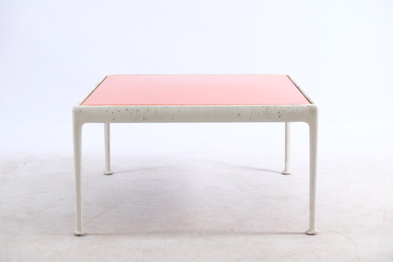 Image 1 of Richard Schulz voor Knoll Inc. tuintafel