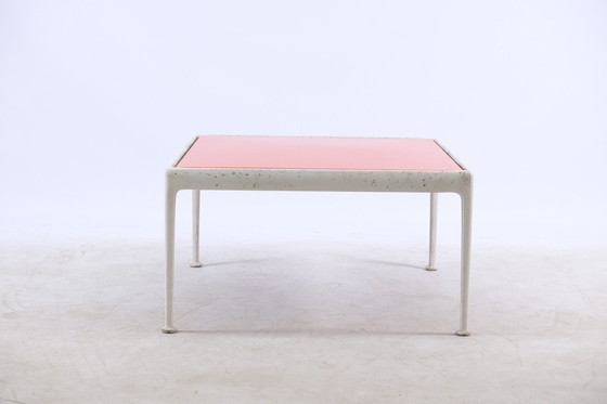 Image 1 of Richard Schulz voor Knoll Inc. tuintafel