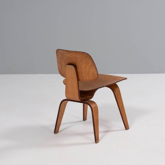 Image 1 of Paar vintage DCW eetkamerstoelen van Charles & Ray Eames, jaren 1950