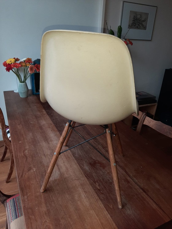 Image 1 of 4x Herman Miller/ Eames fiberglas stoelen