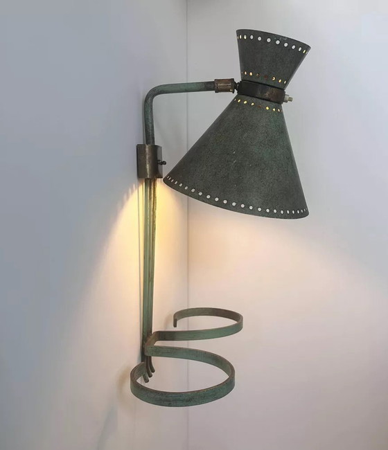 Image 1 of Antieke antieke groene en messing oriënteerbare wandlamp, Italië 1950