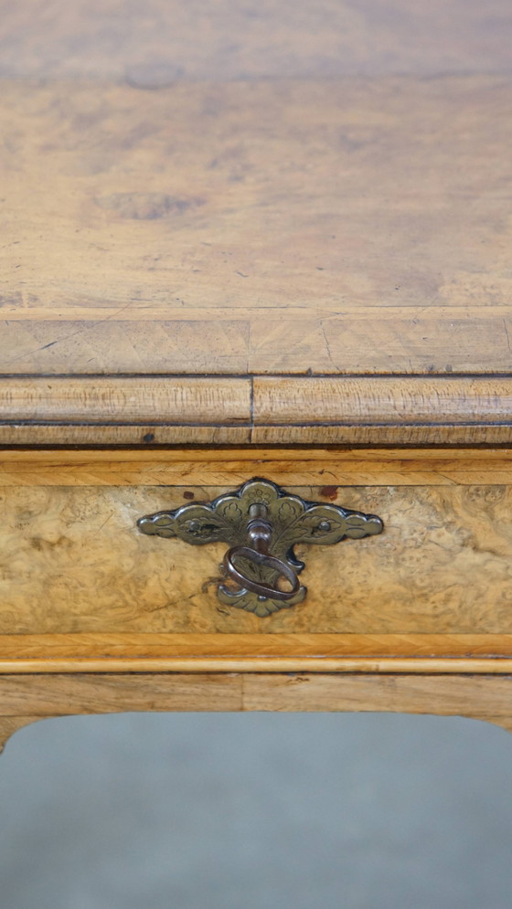 Image 1 of Wortelnoten Houten Schrijf/Bijzettafeltje