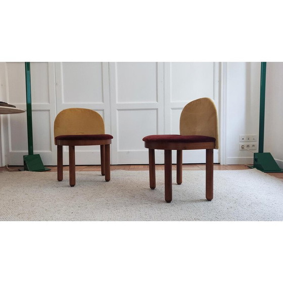 Image 1 of Paar vintage stoelen bekleed met rood en geel fluweel, Italië 1960