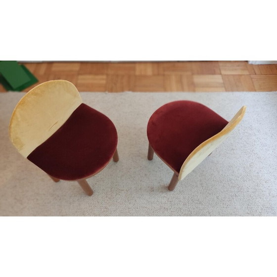 Image 1 of Paar vintage stoelen bekleed met rood en geel fluweel, Italië 1960