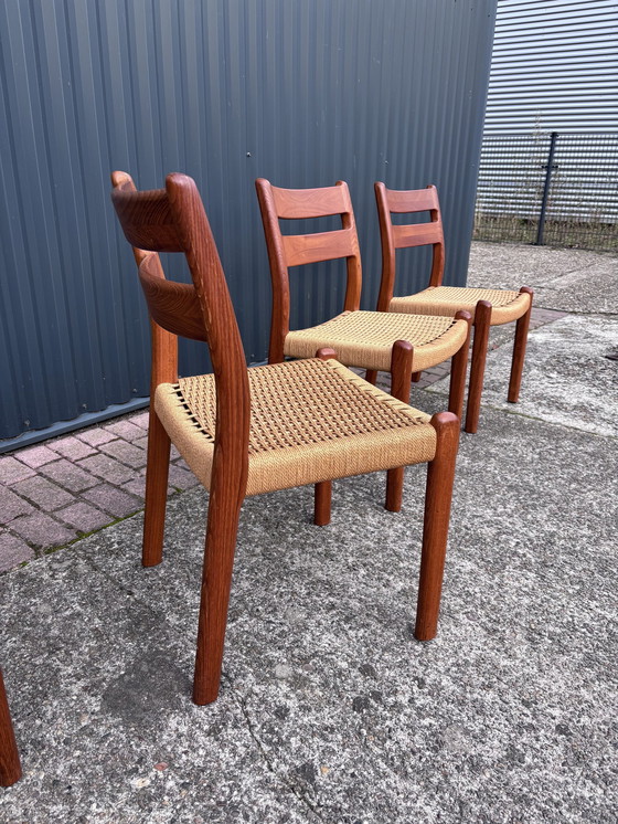 Image 1 of 4 X Stoelen Vintage Eetkamerstoelen Teak 