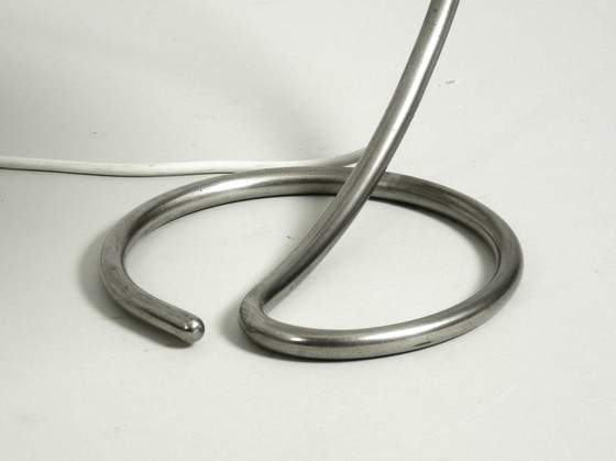 Image 1 of Grote Mid Century Metalen Tafellamp Met Plastic Kap Door Schanzenbach Duitsland