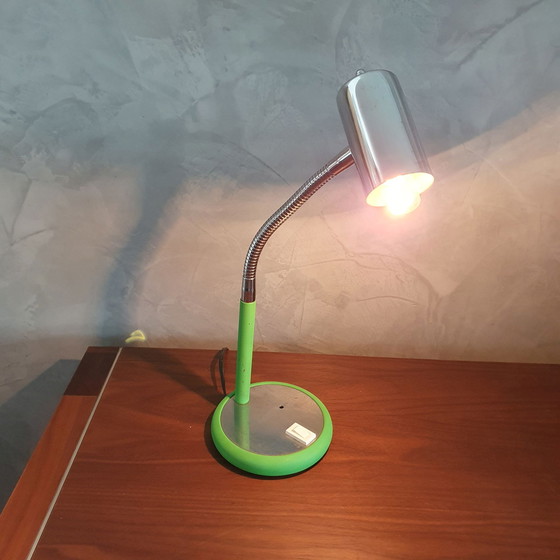 Image 1 of Bauhaus Groen Met Chromen Bureaulamp Jaren 50