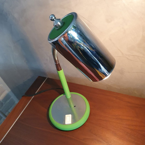 Image 1 of Bauhaus Groen Met Chromen Bureaulamp Jaren 50