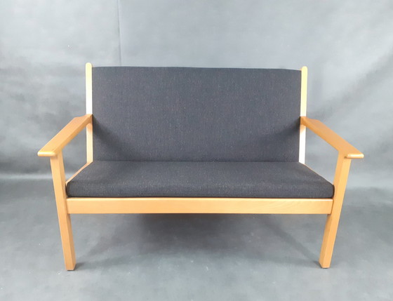 Image 1 of Hans Wegner 3-delige woonkamer set, Vintage Scandinavisch 1960S