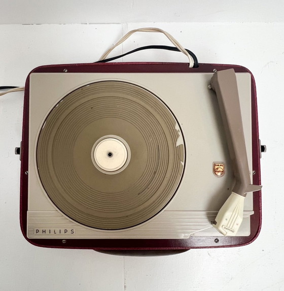 Image 1 of Gereviseerde Vintage Philips Grammofoonspeler En Buizenradio, 1960'S