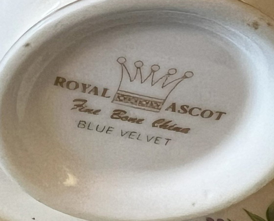 Image 1 of Royal Ascot Fine Bone China Porseleinen Kopje En Schoteltje