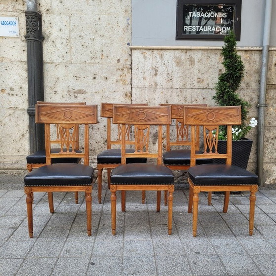 Image 1 of Set van 6 vintage stoelen van walnoothout en zwart leer, Frankrijk