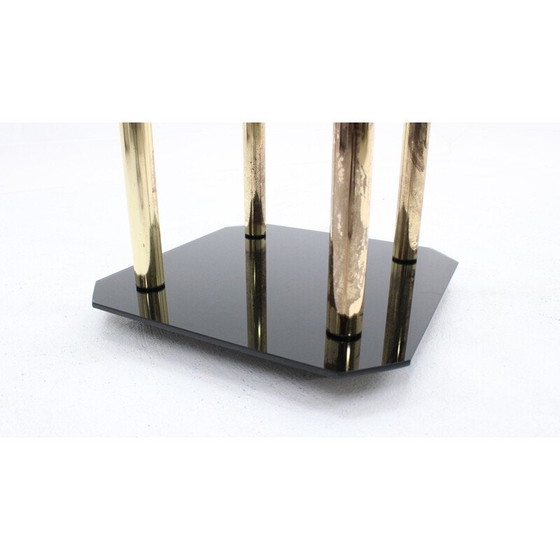 Image 1 of Vintage bijzettafel van geslepen glas en messing, Italië 1970